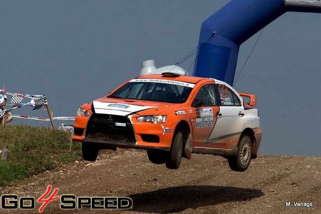 300 Lakes Rally 2011