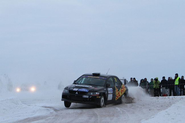 Labākie līdzjutēju foto mirkļi no rallija Sarma