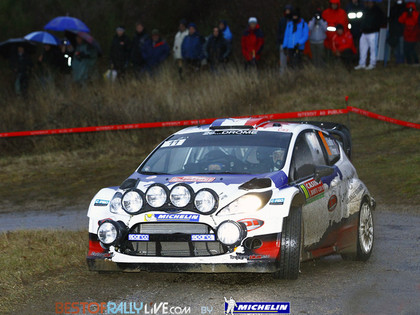 Dramatiski iesākas Montekarlo WRC, Noivils notriec stabu un izstājas (FOTO)