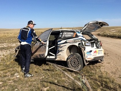 Latvala, būdams līderis, Argentīnas WRC rallijā piedzīvo iespaidīgu avāriju (VIDEO)