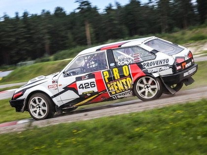 Latvijas rallijkrosa un kroskarta sportisti NEZ līderu pulkā 