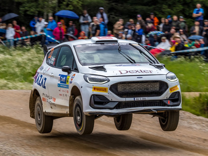 Latviešu sportistiem neveiksmīgs 'Delfi Rally Estonia'