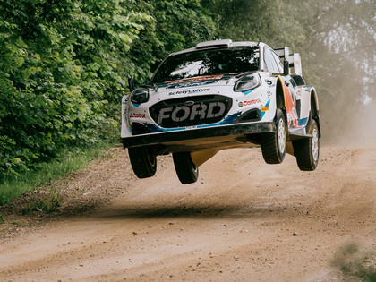 Sesks/Francis Rally1 testos demonstrē iespaidīgu ātrumu (VIDEO)