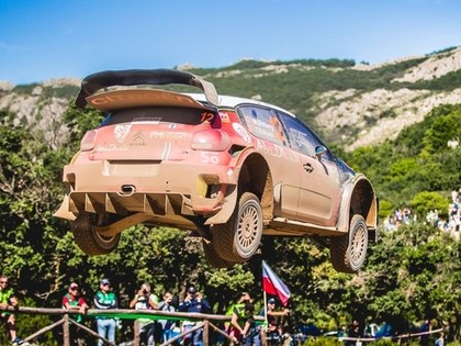 'Citroen' turpinās startēt WRC arī nākamgad