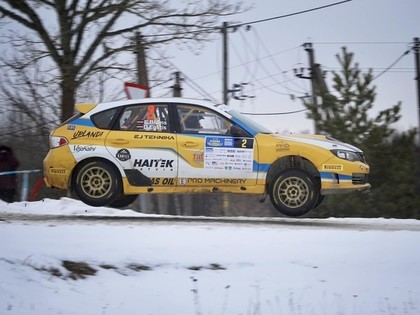 Otepes rallijā starp latviešiem Blūms ar 'Subaru Impreza STi N14' sīvā cīņā apsteidz Ķikustus