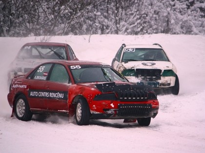 Folkreisā un autokrosā Ludzā rekordu sastāvs, Quattro festivāls