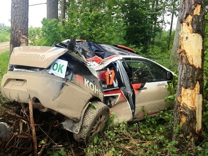 Viru rallijā uzvar Korge, krievu sportists iznīcina automašīnu (FOTO)