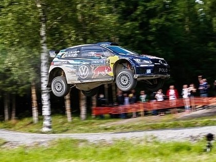 Latvala uzvar Somijas WRC un uzstāda jaunu vidējā ātruma rekordu