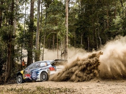 Austrālijas WRC līderis Mikelsens, Tanaks pēc kļūdas atkrīt uz astoto vietu