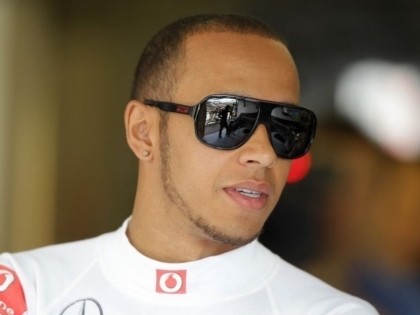 Hamiltonam pirmā uzvara kvalifikācijā ar Mercedes