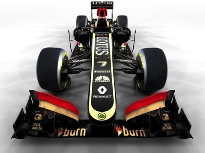 Lotus F1 prezentē jauno Raikonena spēkstaciju (FOTO)