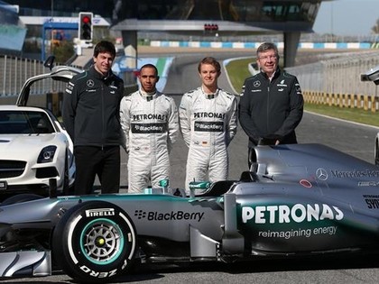 Vai Mercedes komanda pametīs F1?