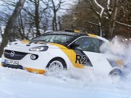 Opel atgriežas rallijā (FOTO)