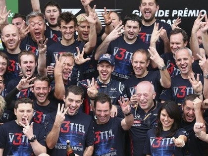 Red Bull pasakās par čempiona titulu un darbiniekiem prēmijās izmaksā 6,8 miljonus eiro